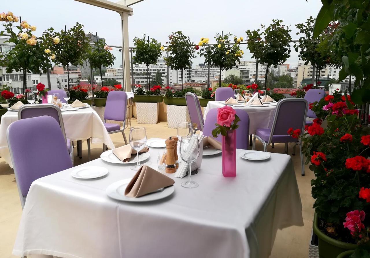 Marshal Garden Hotel Bucureşti Exterior foto The Terrace